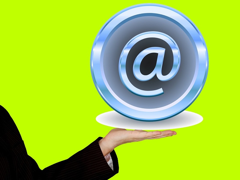 Ezért szeretjük jobban az e-mailt a telefonnál